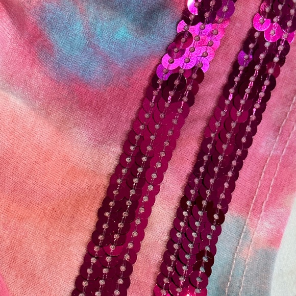 ☃️ 💚 Justice pink tie dyed tee 5 for $15 - Picture 7 of 7